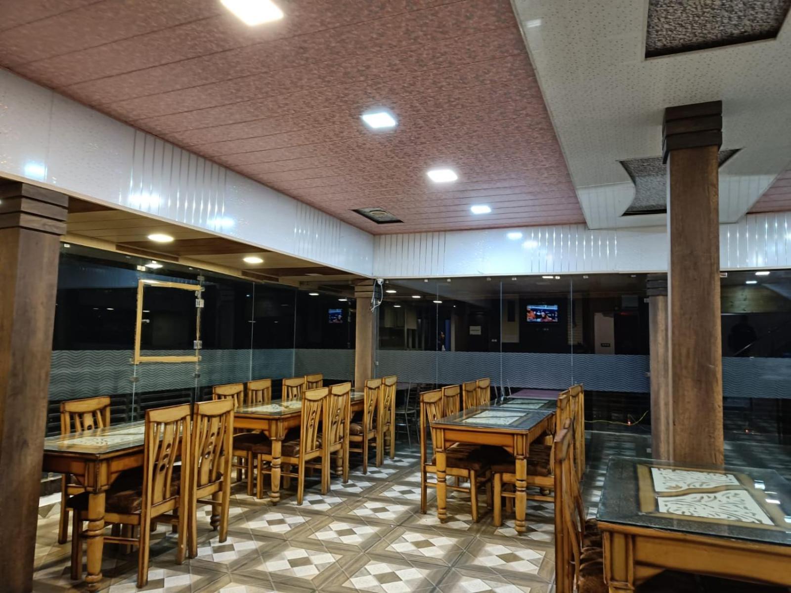 King Castle Mcleodganj-Centrally Heated And Air Cooled- Near Mall Road - Free Parking Dharamshala Esterno foto