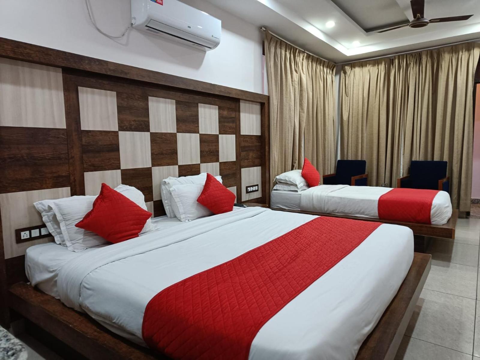 King Castle Mcleodganj-Centrally Heated And Air Cooled- Near Mall Road - Free Parking Dharamshala Esterno foto