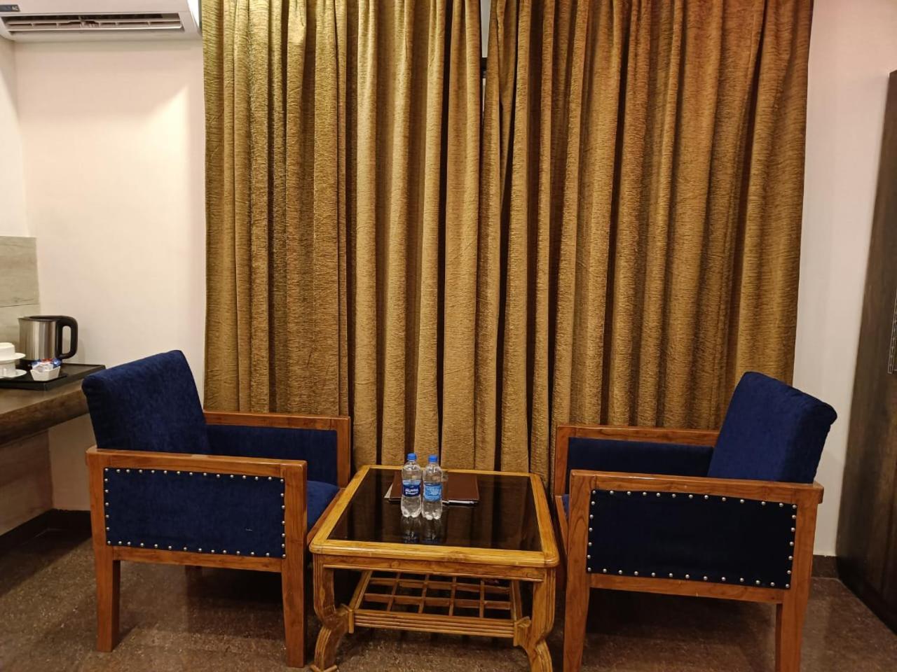 King Castle Mcleodganj-Centrally Heated And Air Cooled- Near Mall Road - Free Parking Dharamshala Esterno foto