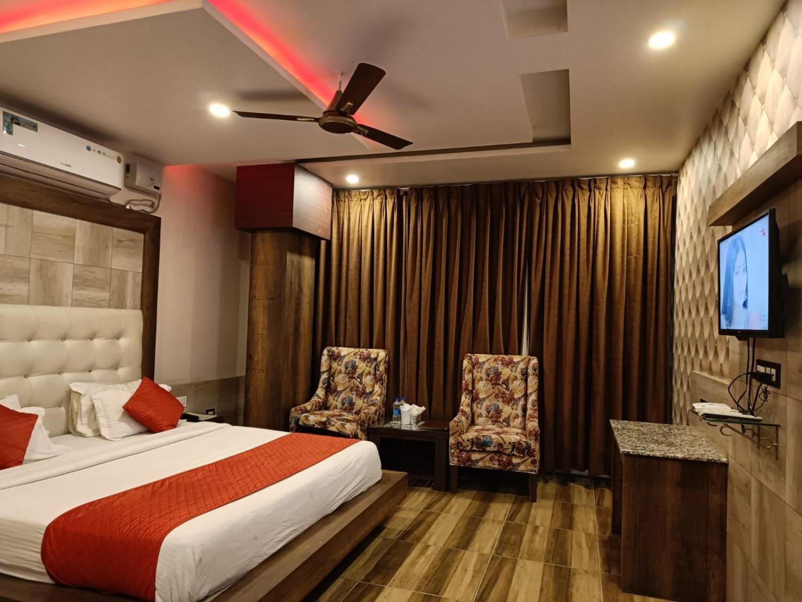 King Castle Mcleodganj-Centrally Heated And Air Cooled- Near Mall Road - Free Parking Dharamshala Esterno foto